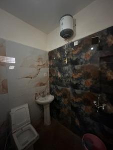 Bathroom Image of 550 Sq.ft 1 BHK Apartment / Flat for rent in Divine World, Sector 115 Mohali for Rs. 15000