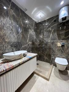 Bathroom Image of 2700 Sq.ft 4 BHK Builder Floor for rent in DLF Phase 2, DLF Phase 2 Gurgaon for Rs. 150000