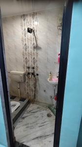 Bathroom Image of 630 Sq.ft 2 BHK Apartment / Flat for sale in Uttam Nagar New Delhi for Rs. 3600000