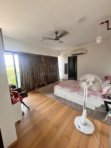 Hall Image of 1850 Sq.ft 4 BHK Apartment / Flat for sale in Raheja Park West, Santacruz West Mumbai for Rs. 130000000
