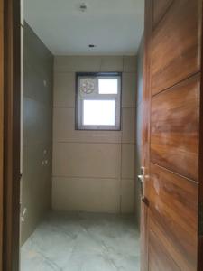 Common Bathroom Image of 1850 Sq.ft 4 BHK Builder Floor for sale in Green Field Colony Faridabad for Rs. 17000000