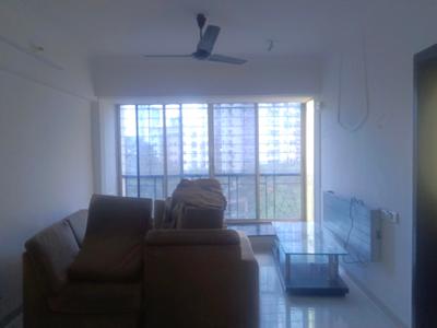 Living Room Image of 1000 Sq.ft 3 BHK Apartment / Flat for rent in Evershine Millennium Paradise, Kandivali East Mumbai for Rs. 71000