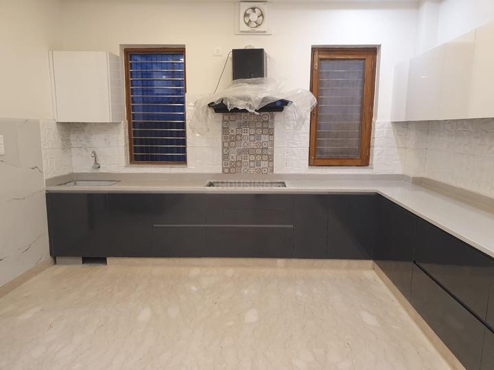 Independent Builder Floor Main Image 1