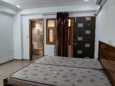 Bedroom Image of 1000 Sq.ft 2 BHK Builder Floor for rent in Sector 51 Gurgaon for Rs. 30000