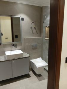 Bathroom Image of 1800 Sq.ft 3 BHK Builder Floor for sale in Paschim Vihar New Delhi for Rs. 34000000