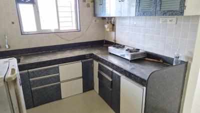 Kitchen Image of 1021 Sq.ft 2 BHK Apartment / Flat for rent in Solitaire Paradise, Wakad Pune for Rs. 28000