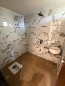 Bathroom Image of 2250 Sq.ft 3 BHK Independent House for sale in Kasindra Ahmedabad for Rs. 14000000