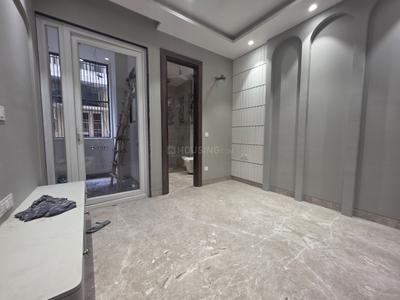 Bedroom Image of 1600 Sq.ft 3 BHK Builder Floor for sale in Preet Vihar New Delhi for Rs. 36000000