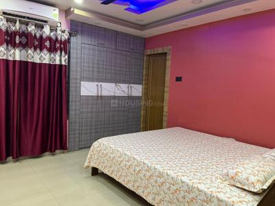 Bedroom Image of 1680 Sq.ft 4 BHK Builder Floor for rent in Jalukbari Guwahati for Rs. 40000