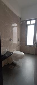 Bathroom Image of 1050 Sq.ft 2 BHK Apartment / Flat for sale in Matunga East Mumbai for Rs. 35000000