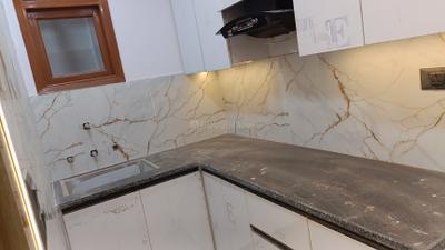 Kitchen Image of 550 Sq.ft 2 BHK Builder Floor for rent in Govindpuri New Delhi for Rs. 15000