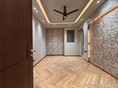 Bedroom Image of 2700 Sq.ft 4 BHK Builder Floor for sale in DLF Phase 2 Gurgaon for Rs. 50000000