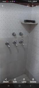Bathroom Image of 1350 Sq.ft 1 BHK Builder Floor for rent in Sector 11 Panchkula for Rs. 18000