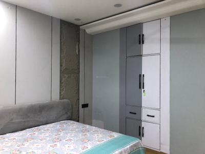 Bedroom Image of 1300 Sq.ft 3 BHK Builder Floor for rent in Jaipuria Sunrise Enclave, Kaushambi Ghaziabad for Rs. 40000