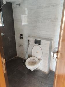 Bathroom Image of 800 Sq.ft 2 BHK Apartment / Flat for rent in Kohinoor Grandeur, Ravet Pune for Rs. 25000