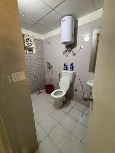Bathroom Image of 450 Sq.ft 1 BHK Apartment / Flat for rent in Gaurs 14th Avenue, Noida Extension Greater Noida for Rs. 19000