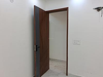 Bedroom Image of 1500 Sq.ft 3 BHK Apartment / Flat for sale in Sector 72 Noida for Rs. 5450000