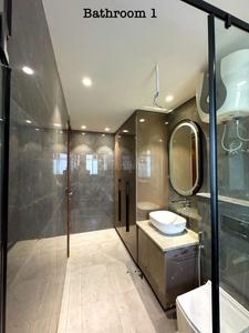 Bathroom Image of 2490 Sq.ft 3.5 BHK Builder Floor for sale in Unitech Residency Greens, Sector 46 Gurgaon for Rs. 25000000