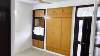 Bedroom Image of 1600 Sq.ft 3 BHK Apartment / Flat for sale in Kalka Apartments, Sector 6 Dwarka New Delhi for Rs. 24900000