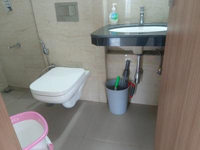 Bathroom Image of 560 Sq.ft 1 BHK Apartment / Flat for rent in Godrej Urban Park, Powai Mumbai for Rs. 58100