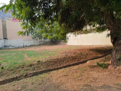 Image of 300 Sq.ft Residential Plot / Land for sale in Sector 43, Gurgaon for Rs. 80000000