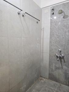 Common Bathroom One Image of 845 Sq.ft 1.5 BHK Apartment / Flat for rent in Anshul Kanvas, Wagholi Pune for Rs. 22000