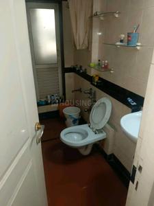 Bathroom Image of 1028 Sq.ft 2 BHK Apartment / Flat for sale in Raheja Vihar, Powai Mumbai for Rs. 18500000