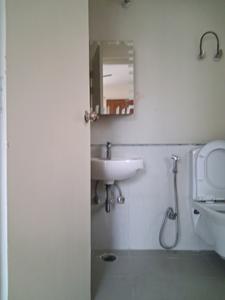 Bedroom Three Image of 2000 Sq.ft 4 BHK Apartment / Flat for sale in Jaypee Kosmos, Sector 134 Noida for Rs. 21500000