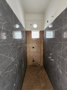 Bathroom Image of 923 Sq.ft 2 BHK Apartment / Flat for sale in Sodepur Kolkata for Rs. 3400000