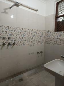 Image of 700 Sq.ft 2 BHK Builder Floor for rent in Paschim Vihar, New Delhi for Rs. 30000