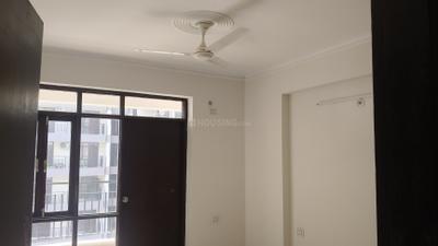 Bedroom Image of 1770 Sq.ft 3 BHK Apartment / Flat for rent in Cosmos Express 99, Sector 99 Gurgaon for Rs. 32000