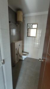 Bathroom Image of 1550 Sq.ft 3 BHK Apartment / Flat for rent in Fortune 361, Sama Savli Vadodara for Rs. 25000