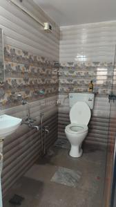 Bathroom Image of 1100 Sq.ft 2 BHK Builder Floor for rent in Sahyadri Nagar Belagavi for Rs. 10000