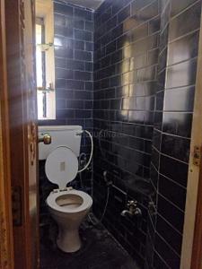 Bathroom Image of 550 Sq.ft 1 BHK Apartment / Flat for rent in Andheri West Mumbai for Rs. 64000