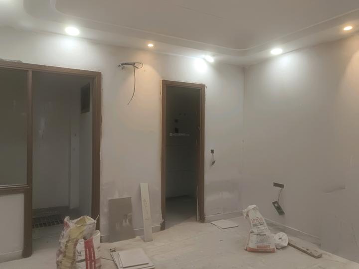 Rohini Extension Main Image 1