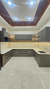 Kitchen Image of 2700 Sq.ft 4 BHK Independent House for sale in Nipania Indore for Rs. 17500000
