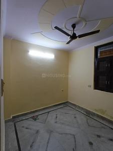 Bedroom Image of 450 Sq.ft 2 BHK Builder Floor for sale in Shakarpur Khas New Delhi for Rs. 5500000