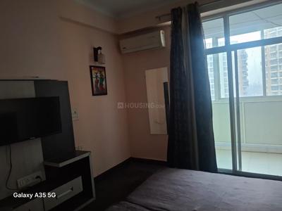 Bedroom Image of 1200 Sq.ft 3 BHK Apartment / Flat for sale in Amrapali Empire, Crossings Republik Ghaziabad for Rs. 9000000