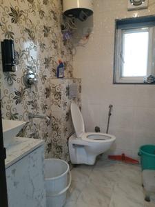 Common Bathroom Image of 370 Sq.ft 1 RK Apartment / Flat for sale in DLF Capital Greens, Karampura New Delhi for Rs. 4100000