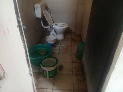 Bathroom Image of 325 Sq.ft 1 RK Apartment / Flat for sale in Ramprastha Vista Apartment, Sector 37D Gurgaon for Rs. 850000