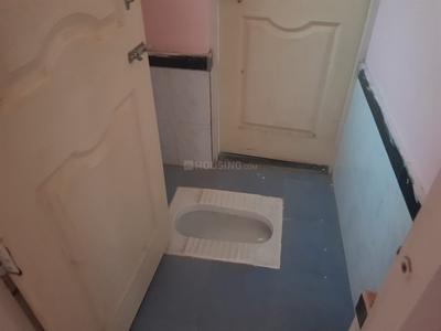 Bathroom Image of 325 Sq.ft 1 BHK Apartment / Flat for sale in New Hind Mill Mhada Sankul, Byculla Mumbai for Rs. 6600000