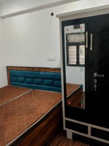 Bedroom Image of 600 Sq.ft 1 BHK Builder Floor for rent in Sector 63 A Noida for Rs. 16000