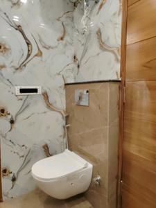 Common Bathroom Four Image of 4500 Sq.ft 4 BHK Builder Floor for sale in DLF Phase 1 Gurgaon for Rs. 90000000