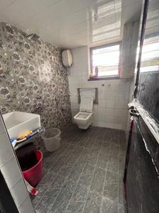 Bathroom Image of Homestay Services in Santacruz East, Mumbai
