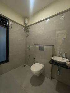 Bathroom Image of 1320 Sq.ft 4 BHK Apartment / Flat for sale in Andheri West Mumbai for Rs. 55000000