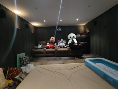 Bedroom Image of 5805 Sq.ft 5 BHK Independent House for sale in Thaltej Ahmedabad for Rs. 60000000
