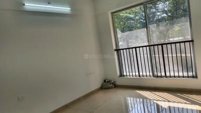 Bedroom Image of 1020 Sq.ft 2 BHK Apartment / Flat for sale in Dosti Greenscapes Phase 3, Hadapsar Pune for Rs. 9800000
