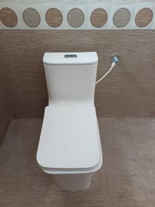 Bathroom Image of 1680 Sq.ft 3 BHK Apartment / Flat for rent in Ramapuram Chennai for Rs. 42000