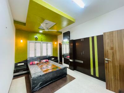 Bedroom Image of 1322 Sq.ft 2 BHK Apartment / Flat for rent in Shyamal Ahmedabad for Rs. 25000