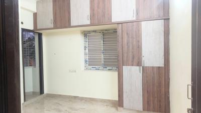 3 BHK Semi Furnished Flat